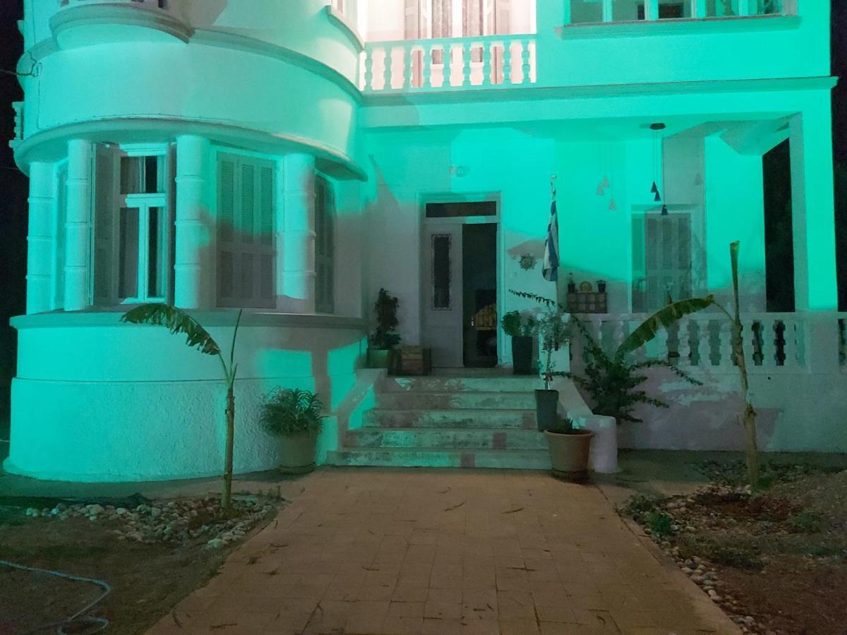 Tower Traditional Pool Villa Kremastí Exterior photo