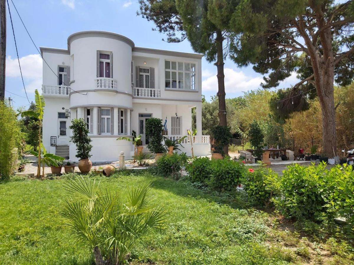Tower Traditional Pool Villa Kremastí Exterior photo